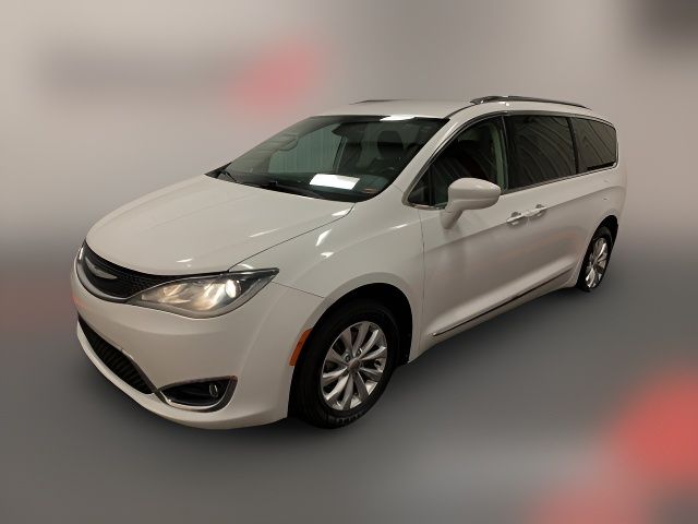 2018 Chrysler Pacifica Touring-L