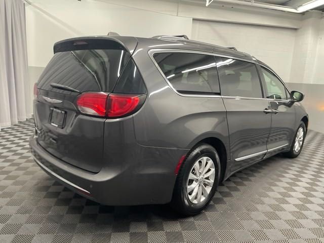 2018 Chrysler Pacifica Touring-L