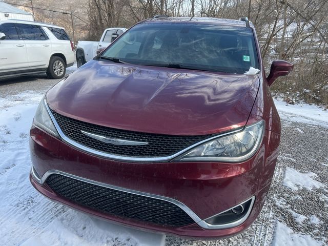 2018 Chrysler Pacifica Touring-L