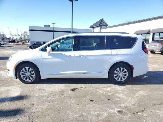 2018 Chrysler Pacifica Touring-L