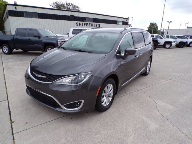 2018 Chrysler Pacifica Touring-L