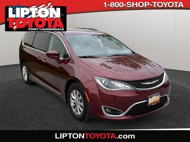 2018 Chrysler Pacifica Touring-L