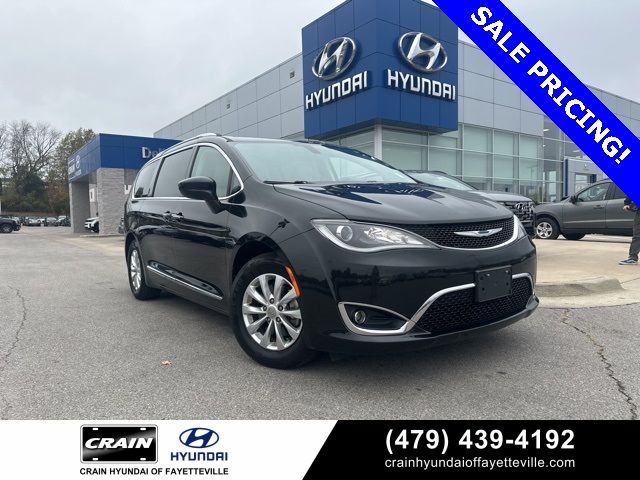 2018 Chrysler Pacifica Touring-L