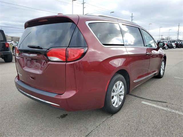 2018 Chrysler Pacifica Touring-L