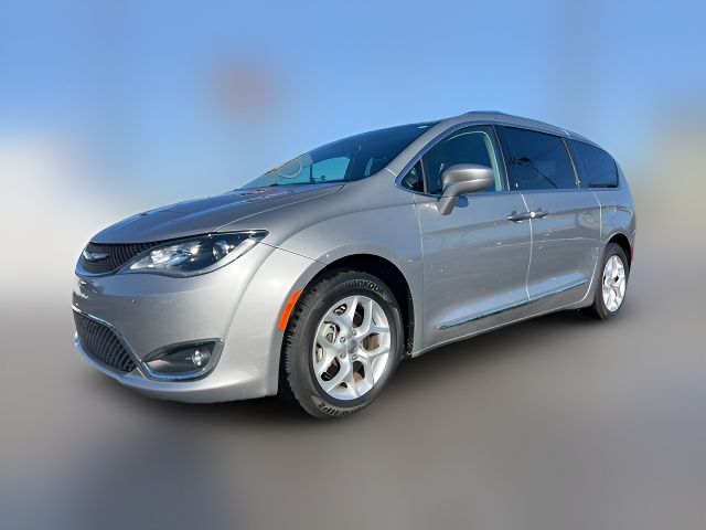 2018 Chrysler Pacifica Touring-L