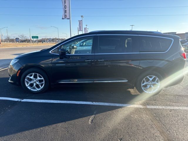 2018 Chrysler Pacifica Touring-L