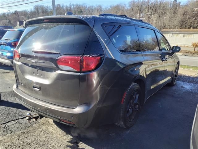 2018 Chrysler Pacifica Touring-L