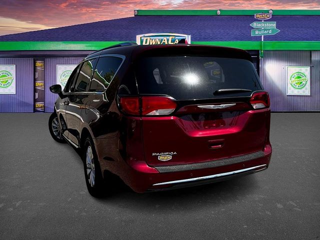 2018 Chrysler Pacifica Touring-L