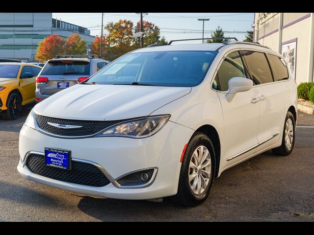 2018 Chrysler Pacifica Touring-L