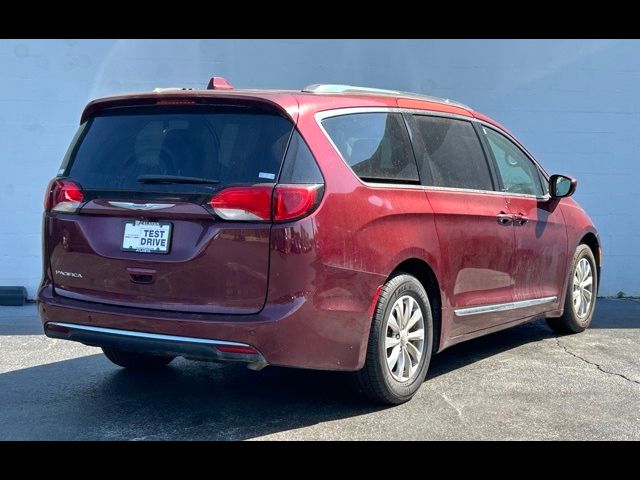 2018 Chrysler Pacifica Touring-L