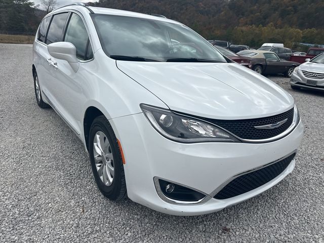 2018 Chrysler Pacifica Touring-L