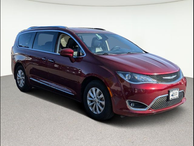 2018 Chrysler Pacifica Touring-L