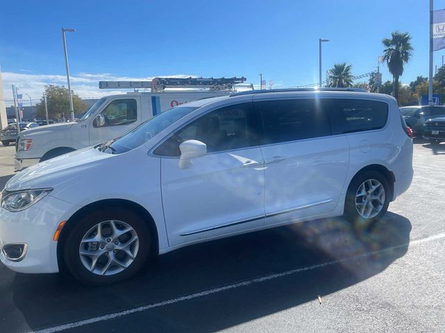 2018 Chrysler Pacifica Touring-L