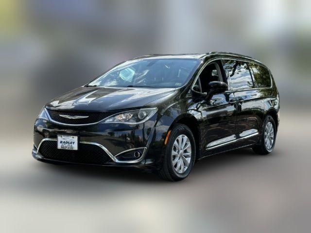 2018 Chrysler Pacifica Touring-L