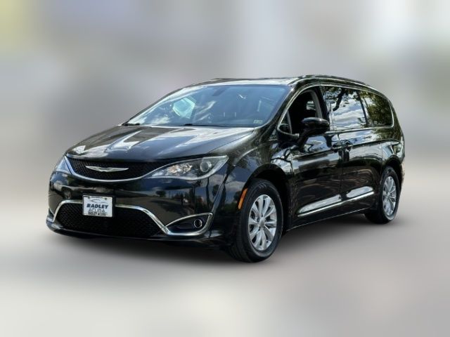 2018 Chrysler Pacifica Touring-L