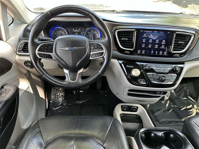 2018 Chrysler Pacifica Touring-L