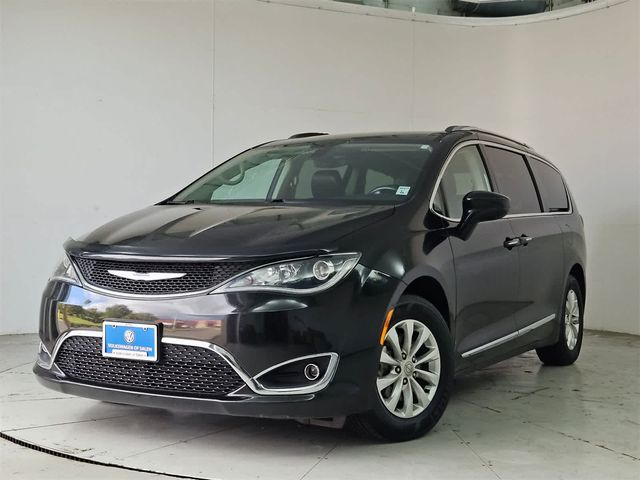 2018 Chrysler Pacifica Touring-L