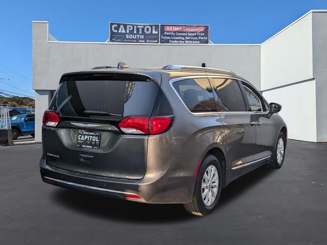 2018 Chrysler Pacifica Touring-L