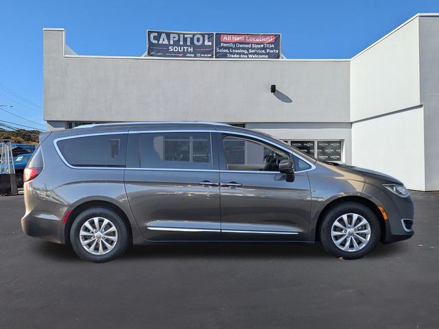 2018 Chrysler Pacifica Touring-L