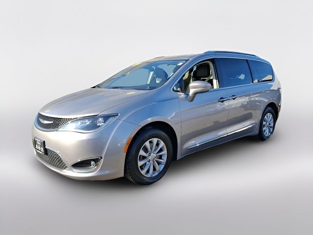 2018 Chrysler Pacifica Touring-L