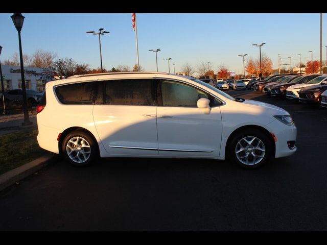 2018 Chrysler Pacifica Touring-L