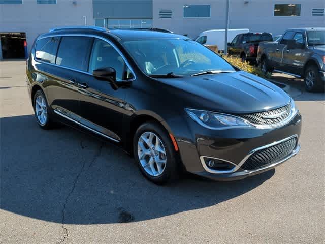 2018 Chrysler Pacifica Touring-L