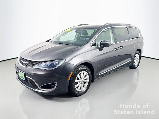 2018 Chrysler Pacifica Touring-L