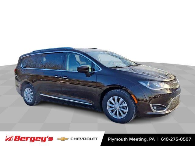 2018 Chrysler Pacifica Touring-L