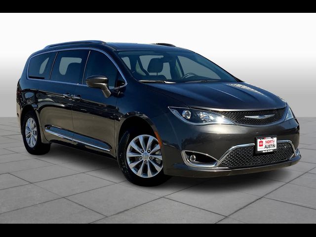 2018 Chrysler Pacifica Touring-L