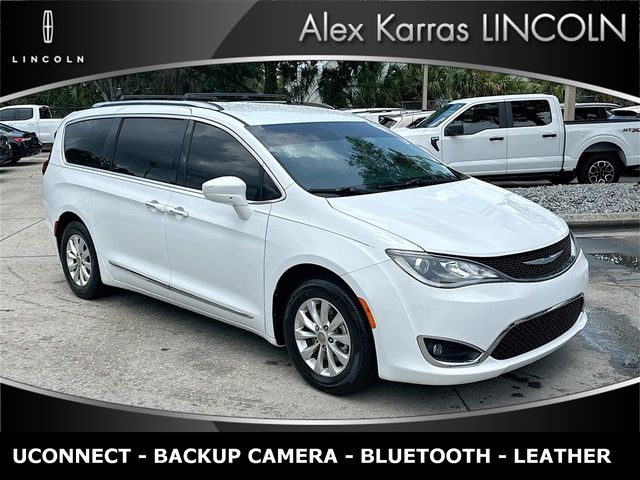 2018 Chrysler Pacifica Touring-L