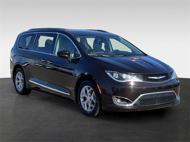 2018 Chrysler Pacifica Touring-L