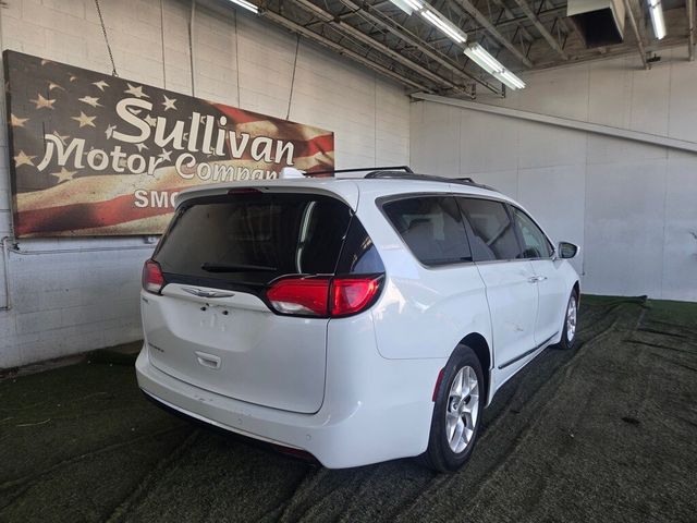 2018 Chrysler Pacifica Touring-L