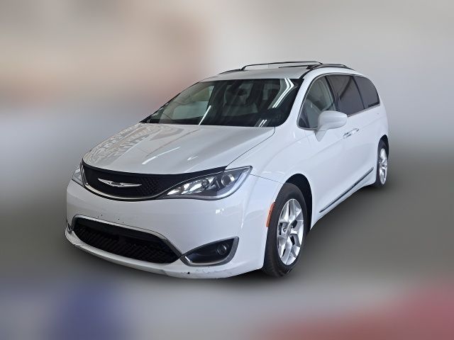 2018 Chrysler Pacifica Touring-L