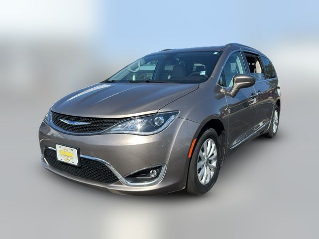 2018 Chrysler Pacifica Touring-L