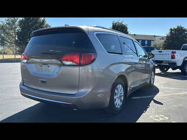 2018 Chrysler Pacifica Touring-L