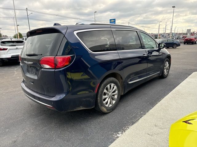 2018 Chrysler Pacifica Touring-L