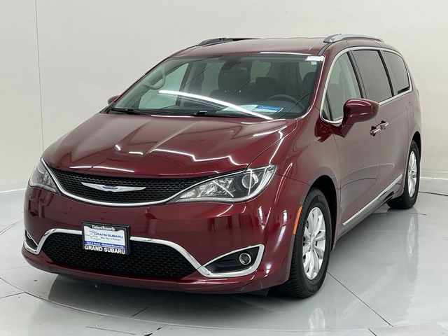 2018 Chrysler Pacifica Touring-L