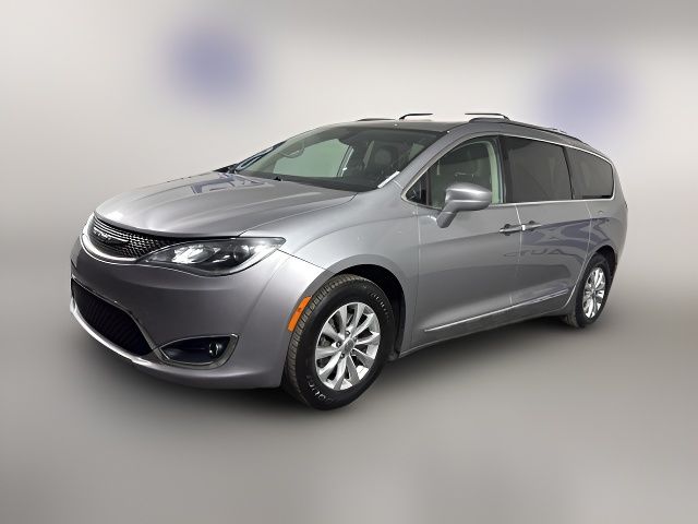 2018 Chrysler Pacifica Touring-L