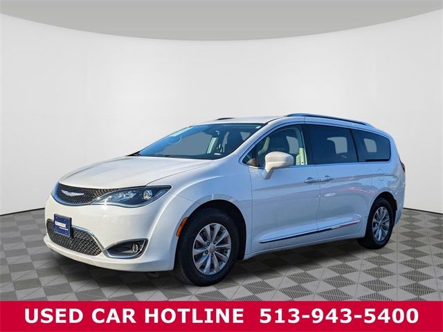 2018 Chrysler Pacifica Touring-L