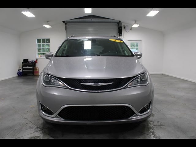 2018 Chrysler Pacifica Touring-L