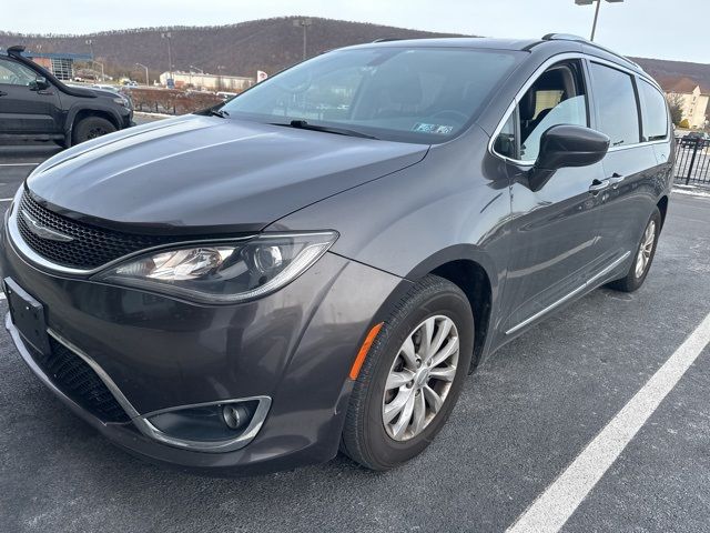 2018 Chrysler Pacifica Touring-L