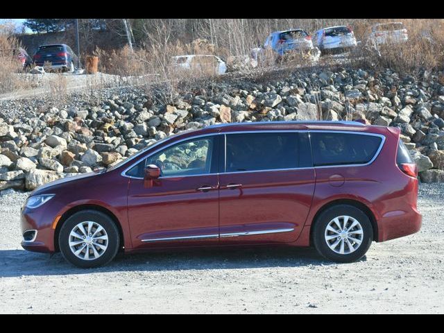 2018 Chrysler Pacifica Touring-L