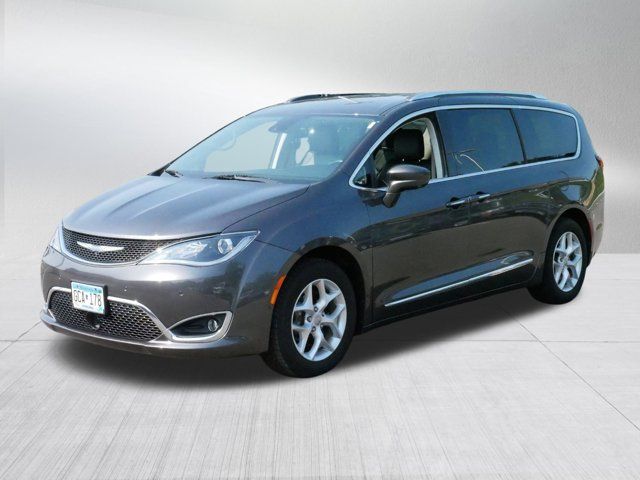 2018 Chrysler Pacifica Touring-L