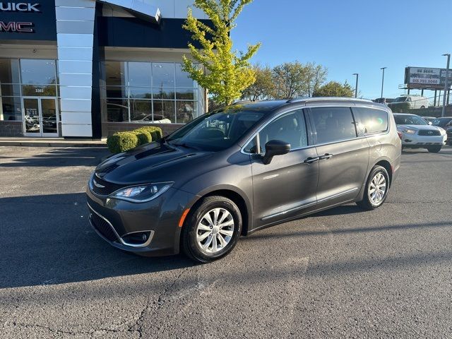 2018 Chrysler Pacifica Touring-L