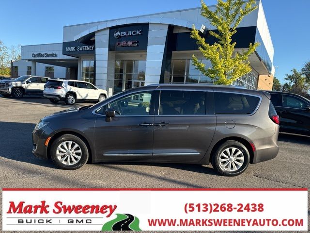 2018 Chrysler Pacifica Touring-L