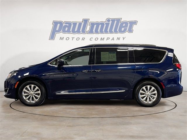 2018 Chrysler Pacifica Touring-L