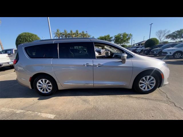 2018 Chrysler Pacifica Touring-L