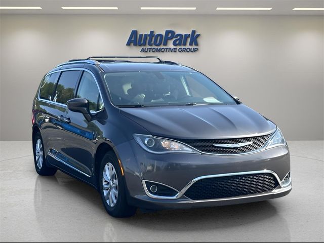 2018 Chrysler Pacifica Touring-L