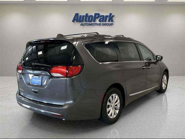 2018 Chrysler Pacifica Touring-L