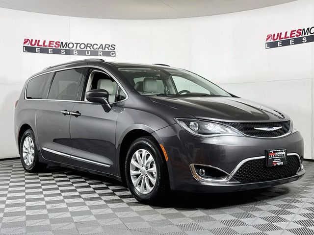 2018 Chrysler Pacifica Touring-L